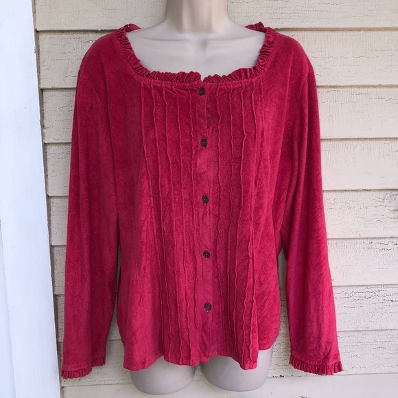 THE LAST BES PLACE soft ruffled/pleated button top - Picture 5 of 6